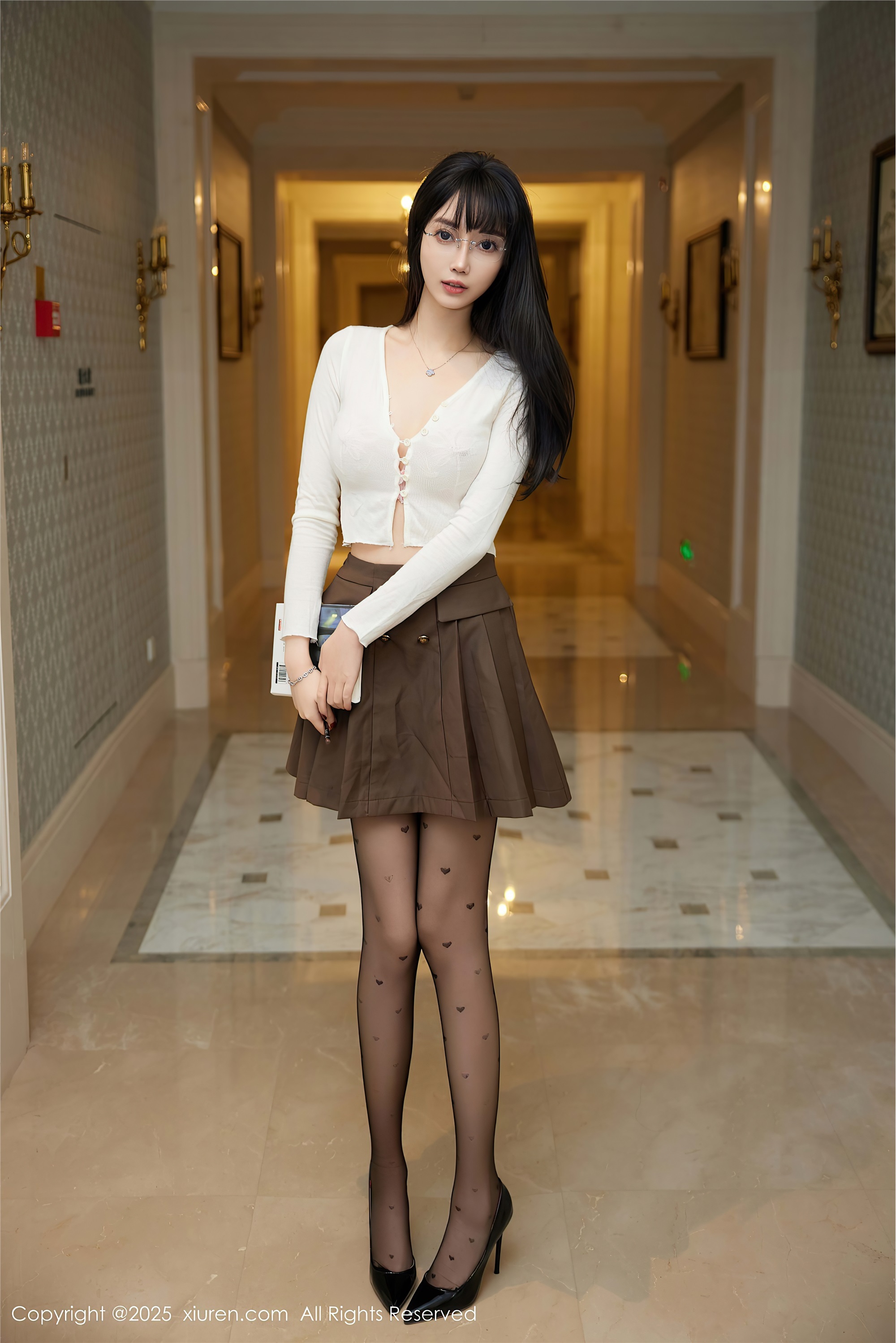 Xiuren秀人网 2025.01.10 NO.9737 玥儿玥er